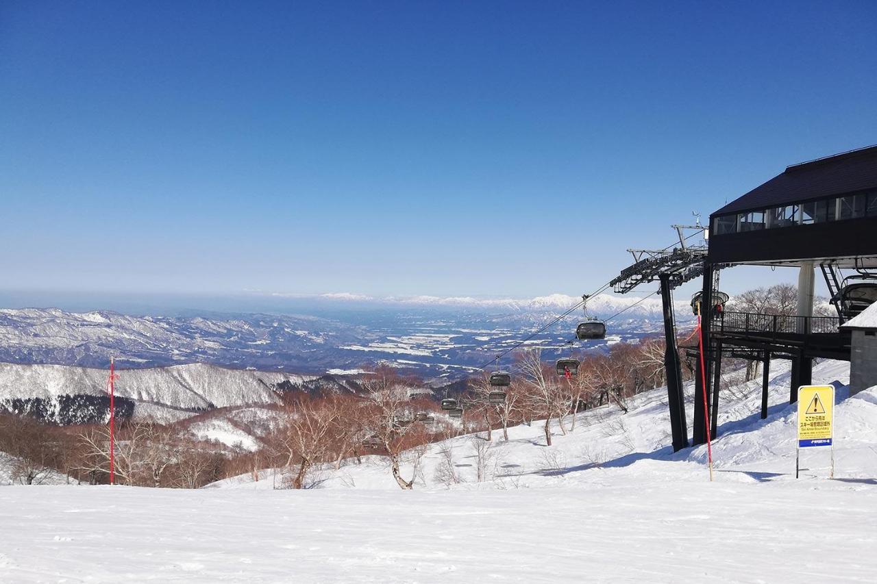 Togoro Hotell Nozawaonsen Exteriör bild